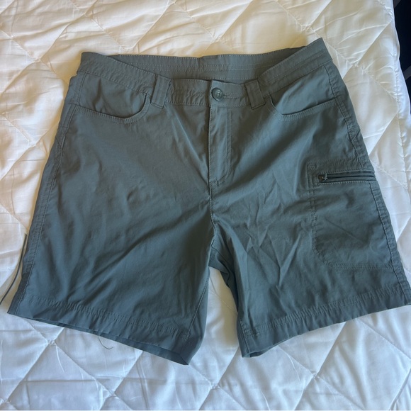 Eddie Bauer Women's Gray Shorts - Picture 1 of 3